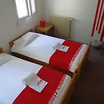 Bon Pasteur 2* Ανζέρ