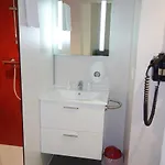 Bon Pasteur 2* Ανζέρ