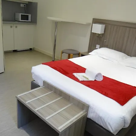 Bon Pasteur Szálloda 2*