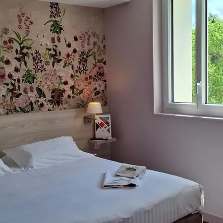 Hotel Bon Pasteur 2*