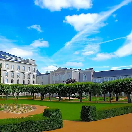 Hotel Bon Pasteur Angers