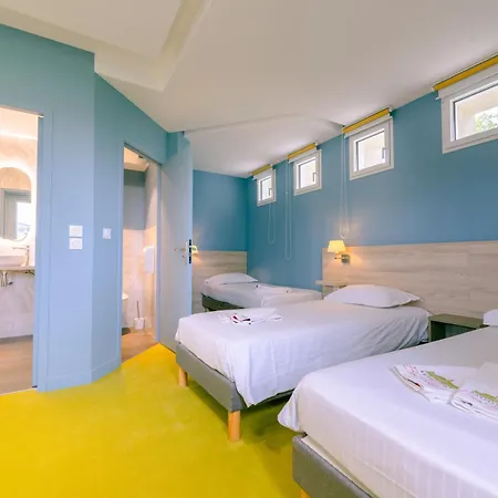 Отель Bon Pasteur 2*