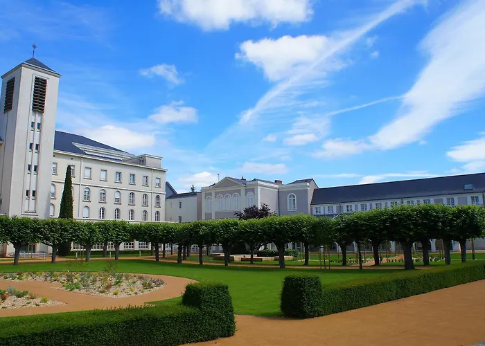 Bon Pasteur Hotel Angers