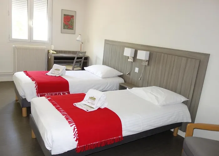 Bon Pasteur 2* أنجير